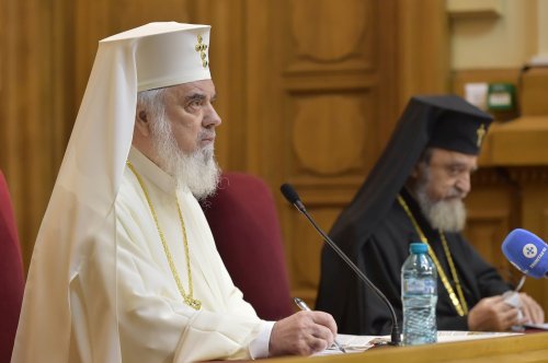 Lucrările Adunării Naționale Bisericeşti în Palatul Patriarhiei Poza 244158