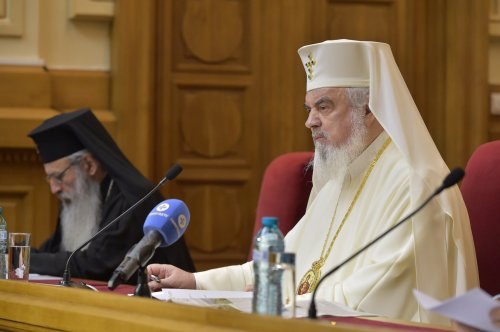 Lucrările Adunării Naționale Bisericeşti în Palatul Patriarhiei Poza 244168