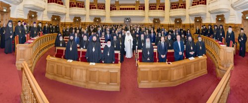 Lucrările Adunării Naționale Bisericeşti în Palatul Patriarhiei Poza 244207