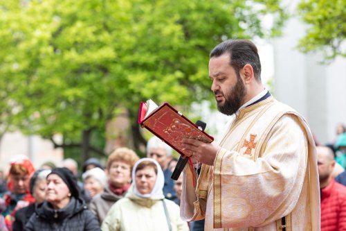 Sărbătoarea unui iubit sfânt tămăduitor la Mănăstirea Radu Vodă din Capitală Poza 253158