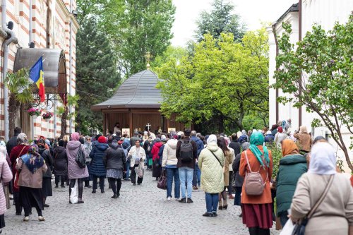 Sărbătoarea unui iubit sfânt tămăduitor la Mănăstirea Radu Vodă din Capitală Poza 253168