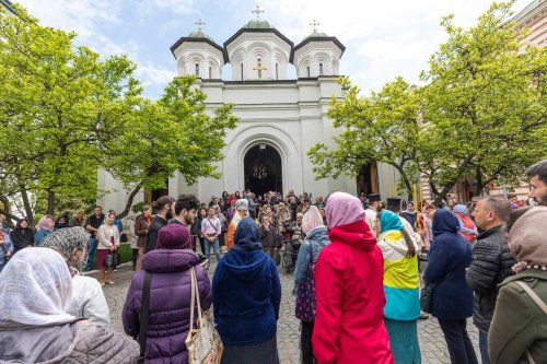 Sărbătoarea unui iubit sfânt tămăduitor la Mănăstirea Radu Vodă din Capitală Poza 253170