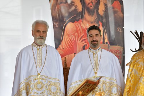 Biserica „Maica Precista” din Ploiești a fost resfințită Poza 255923