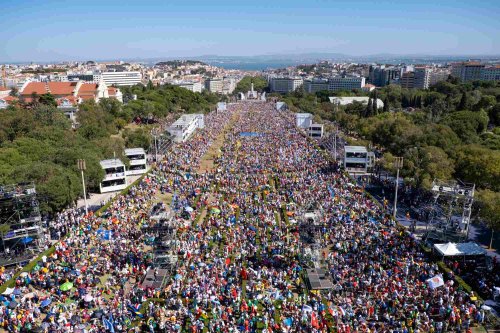 Ziua Mondială a Tineretului organizată la Lisabona Poza 264265
