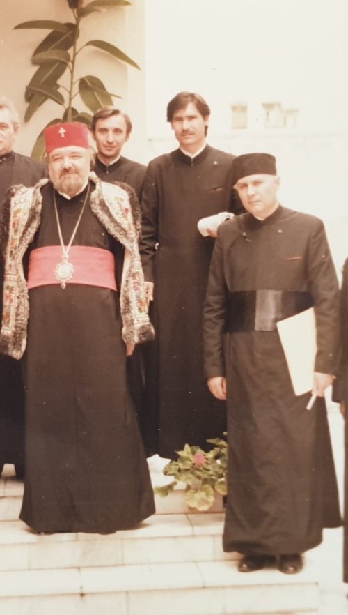 Preotul profesor Dumitru Abrudan, redactor la „Telegraful Român” la răscruce de milenii Poza 265933