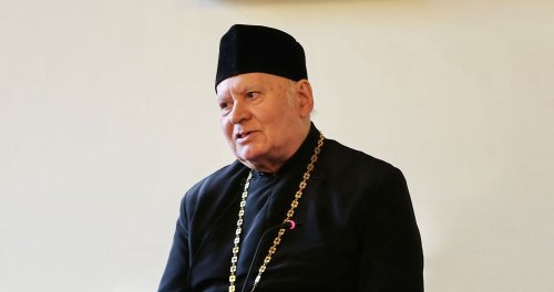 Preotul profesor Dumitru Abrudan, redactor la „Telegraful Român” la răscruce de milenii Poza 265934