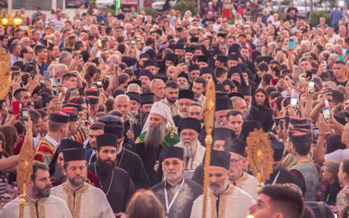Patriarhul Serbiei prezent la sărbătoarea catedralei din Podgorica Poza 272686