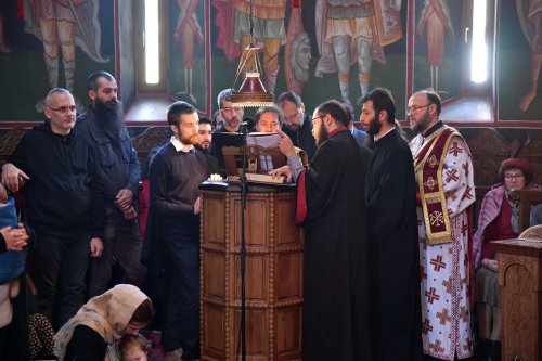 Sfântul Grigorie Palama cinstit în biserica din campusul Universităţii Politehnica Poza 276913