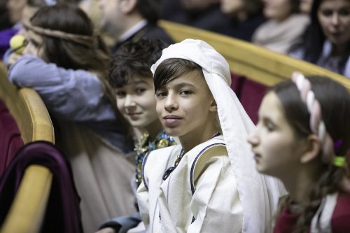 Spectacolul „Sfântul Nicolae în mijlocul copiilor” pe Colina Bucuriei Poza 279719