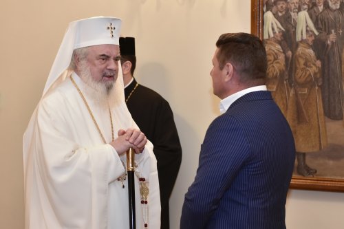 Distincție oferită de Patriarhul României primarului din Techirghiol Poza 281105