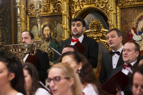 Concert de colinde în Ajunul Crăciunului la Catedrala Patriarhală Poza 282328