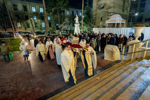 Debutul sărbătorii Sfântului Grigorie de Nyssa în centrul Capitalei Poza 283639