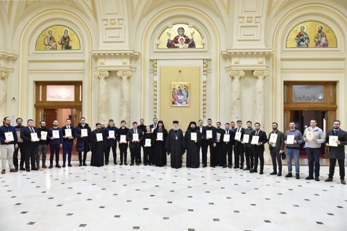 Distincții pentru psalții și cântăreții bisericești din Arhiepiscopia Bucureștilor