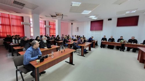 O nouă teză de doctorat susţinută la Facultatea de Teologie Ortodoxă din Alba Iulia Poza 286416