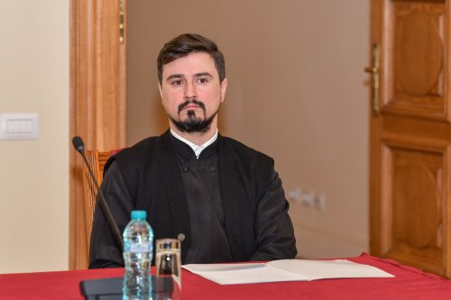 Ședința Adunării Generale a Casei de Ajutor Reciproc a Arhiepiscopiei Bucureștilor Poza 286815