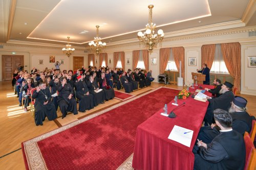 Ședința Adunării Generale a Casei de Ajutor Reciproc a Arhiepiscopiei Bucureștilor Poza 286818