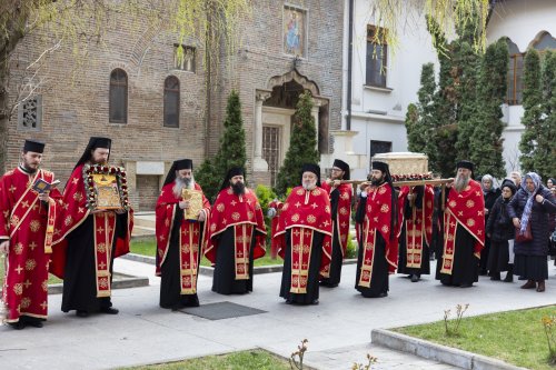 Procesiune cu moaștele Sfinților 40 de Mucenici la Mănăstirea Antim Poza 288200