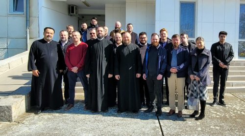 Acțiuni social-filantropice ale studenților teologi din Timișoara  Poza 288711