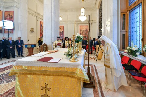 Patriarhul României a sfințit capela din incinta Palatului Parlamentului Poza 289731