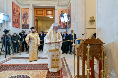 Patriarhul României a sfințit capela din incinta Palatului Parlamentului Poza 289748