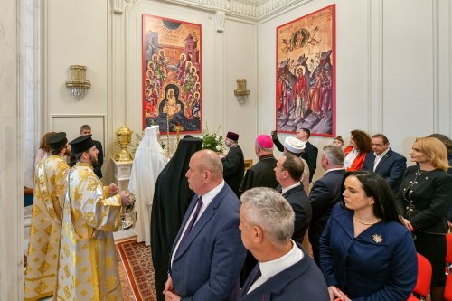 Patriarhul României a sfințit capela din incinta Palatului Parlamentului Poza 289751