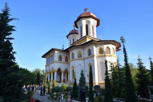 Pelerinajul istoric din Arhiepiscopia Bucureștilor a continuat în sectorul 4  Poza 291916