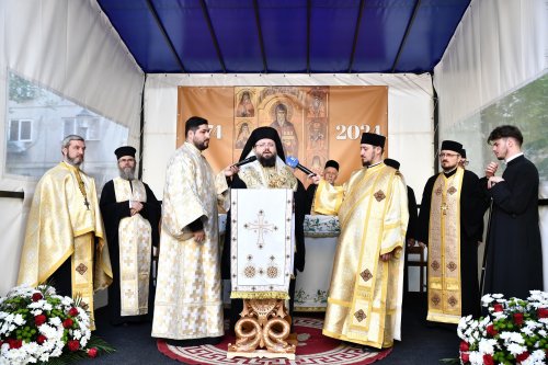 Pelerinajul istoric din Arhiepiscopia Bucureștilor a continuat în sectorul 4  Poza 291935