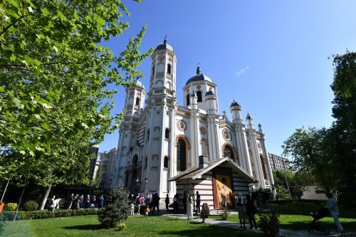 Pelerinajul istoric din Arhiepiscopia Bucureștilor a continuat în sectorul 4  Poza 291937
