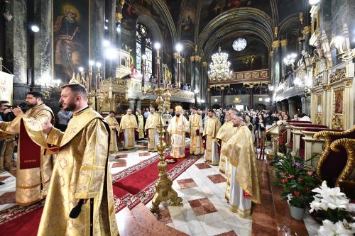 Pelerinajul istoric din Arhiepiscopia Bucureștilor a continuat în sectorul 4  Poza 291943