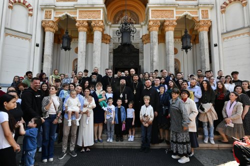 Pelerinajul istoric din Arhiepiscopia Bucureștilor a continuat în sectorul 4  Poza 291951