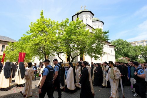 Pelerinajul istoric din Arhiepiscopia Bucureștilor a continuat în sectorul 4  Poza 291967