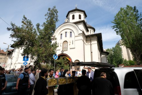 Pelerinajul istoric din Arhiepiscopia Bucureștilor a continuat în sectorul 4  Poza 291971