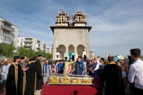Pelerinajul istoric din Arhiepiscopia Bucureștilor a continuat în sectorul 4  Poza 291987