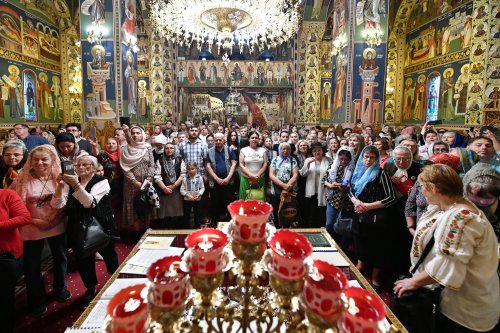 Pelerinajul istoric din Arhiepiscopia Bucureștilor a continuat în sectorul 4  Poza 291998