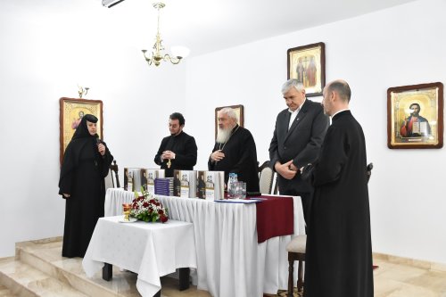 Liturghie arhierească la Mănăstirea Dobric Poza 292016