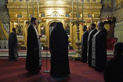 Popas de rugăciune și reculegere la catedrala din Galați Poza 292362