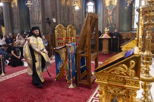 Denia Acatistului Bunei Vestiri la Catedrala Patriarhală Poza 292512