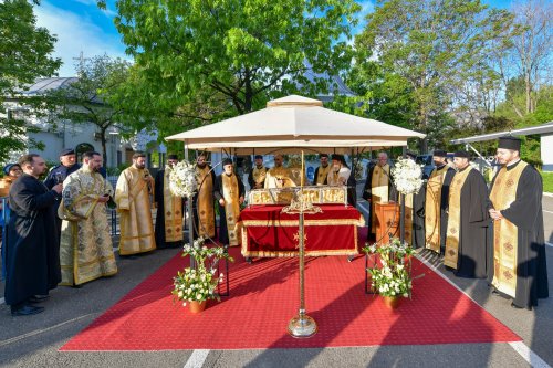 Sfântul Dimitrie cel Nou și-a încheiat călătoria în Arhiepiscopia Bucureștilor Poza 292740