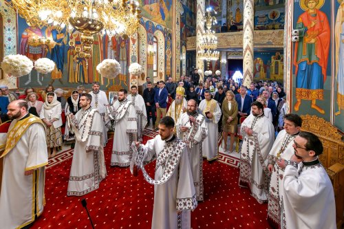 Sfântul Dimitrie cel Nou și-a încheiat călătoria în Arhiepiscopia Bucureștilor Poza 292771
