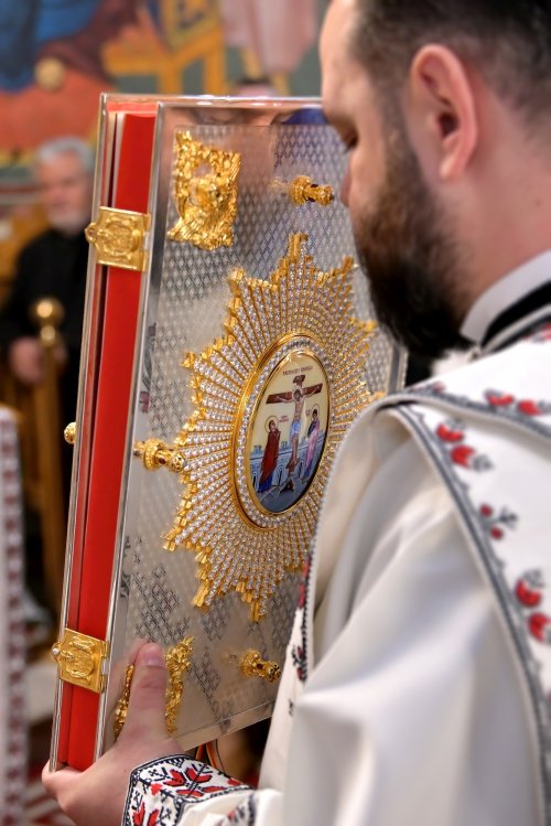 Sfântul Dimitrie cel Nou și-a încheiat călătoria în Arhiepiscopia Bucureștilor Poza 292781