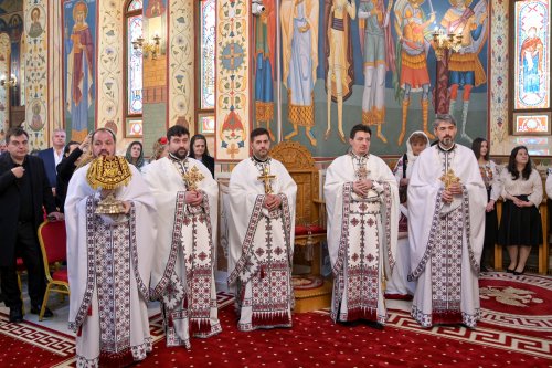 Sfântul Dimitrie cel Nou și-a încheiat călătoria în Arhiepiscopia Bucureștilor Poza 292786