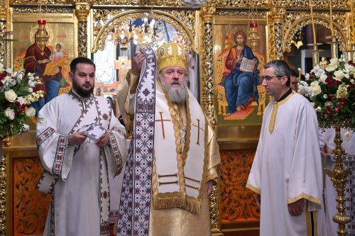 Sfântul Dimitrie cel Nou și-a încheiat călătoria în Arhiepiscopia Bucureștilor Poza 292788