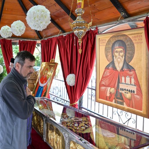 Sfântul Dimitrie cel Nou și-a încheiat călătoria în Arhiepiscopia Bucureștilor Poza 292793