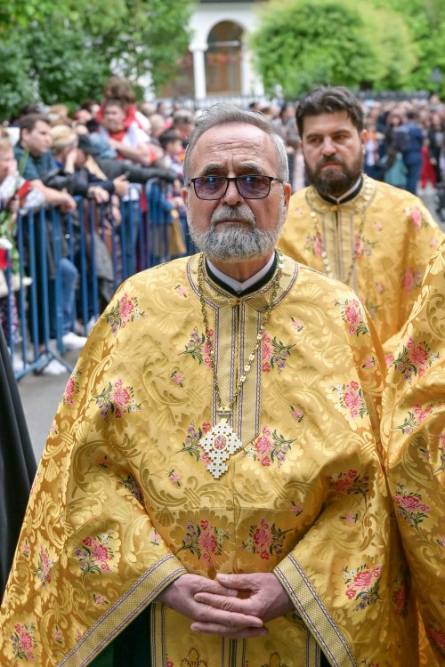 Sfântul Dimitrie cel Nou și-a încheiat călătoria în Arhiepiscopia Bucureștilor Poza 292803
