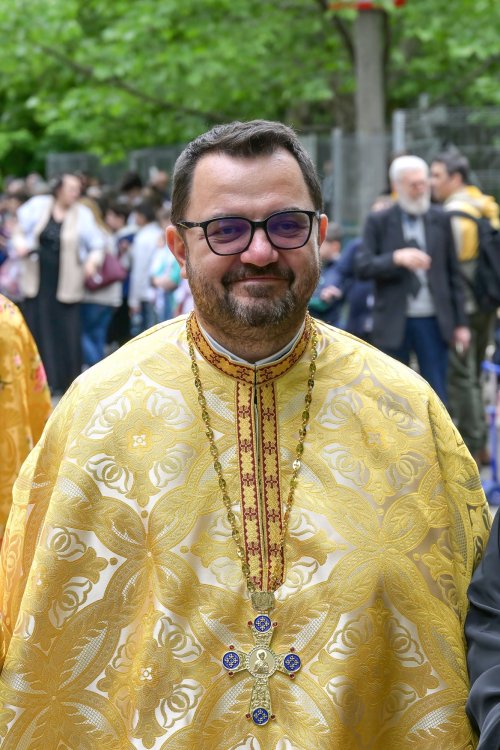 Sfântul Dimitrie cel Nou și-a încheiat călătoria în Arhiepiscopia Bucureștilor Poza 292804