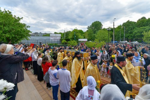 Sfântul Dimitrie cel Nou și-a încheiat călătoria în Arhiepiscopia Bucureștilor Poza 292836