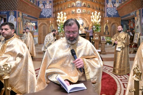 Sfântul Dimitrie cel Nou și-a încheiat călătoria în Arhiepiscopia Bucureștilor Poza 292848