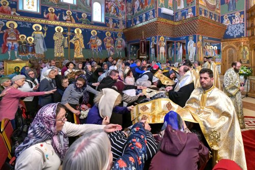 Sfântul Dimitrie cel Nou și-a încheiat călătoria în Arhiepiscopia Bucureștilor Poza 292854