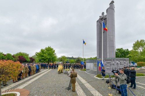 Ceremonii religioase și militare de Ziua Forțelor Terestre Române Poza 293040