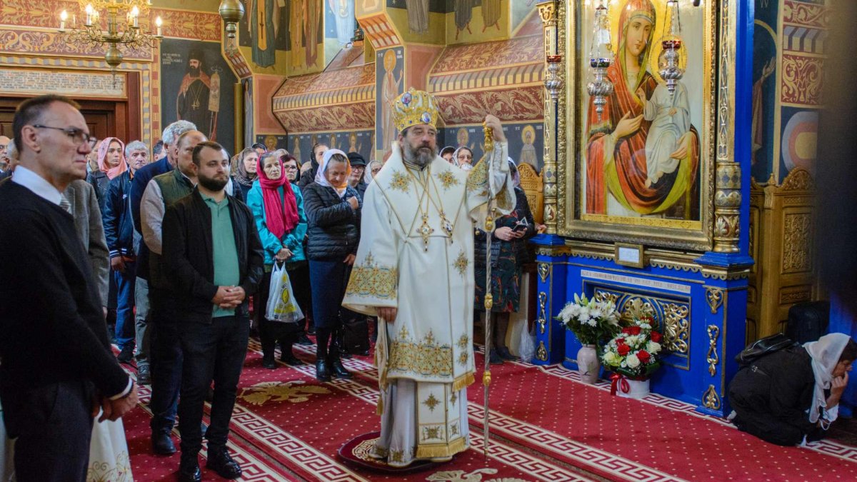 Mănăstirea Vlădiceni din Iași și-a sărbătorit hramul